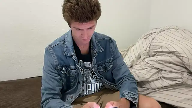 Snapshot of greekmythics chatting on March 12, 2026, 11:58 am greekmythics online show from March 12, 2026, 11:58 am