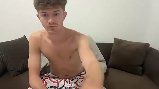 Snapshot of greekmythics chatting on April 8, 2026, 11:22 am greekmythics online show from April 8, 2026, 11:22 am