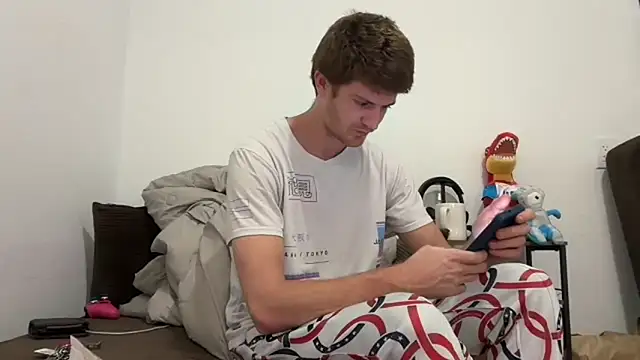 Snapshot of greekmythics chatting on March 1, 2026, 10:32 pm greekmythics online show from March 1, 2026, 10:32 pm