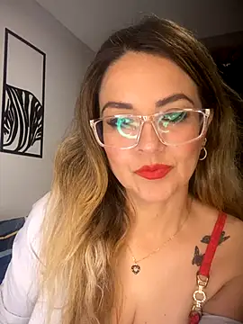 Azaahara  online show from November 12, 2025, 9:18 pm