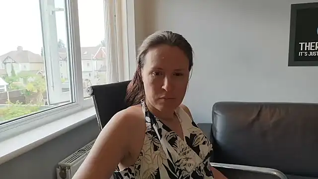 eatmypie69 online show from July 16, 2026, 3:09 pm