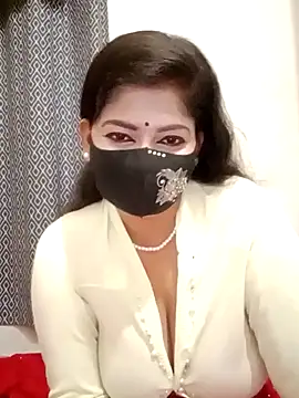 Snapshot of hiya-sen chatting on March 1, 2025, 2:02 pm hiya-sen online show from March 1, 2025, 2:02 pm