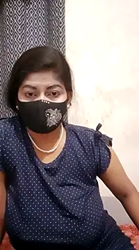 Snapshot of hiya-sen chatting on March 4, 2025, 12:33 pm hiya-sen online show from March 4, 2025, 12:33 pm