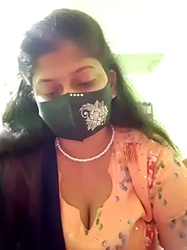 Snapshot of hiya-sen chatting on February 16, 2025, 3:48 pm hiya-sen online show from February 16, 2025, 3:48 pm