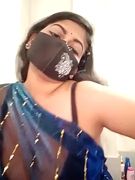 Snapshot of hiya-sen chatting on February 21, 2025, 5:35 am hiya-sen online show from February 21, 2025, 5:35 am