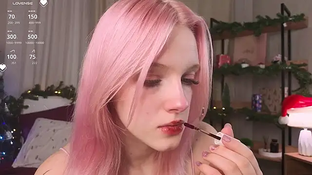 Snapshot of EdlaHewell chatting on January 7, 2026, 1:21 am EdlaHewell online show from January 7, 2026, 1:21 am