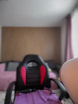 YoungHotMilf97 online show from February 20, 2026, 9:11 am