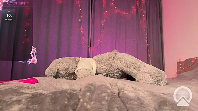 Snapshot of Ellise-Sugar chatting on March 2, 2025, 3:13 am Ellise-Sugar online show from March 2, 2025, 3:13 am