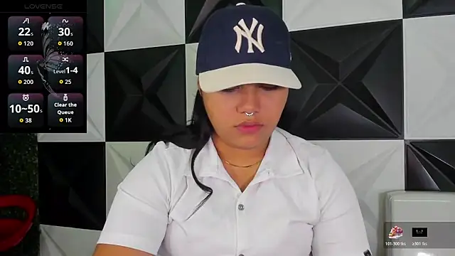 melany rouse18 online show from March 13, 2026, 1:43 am