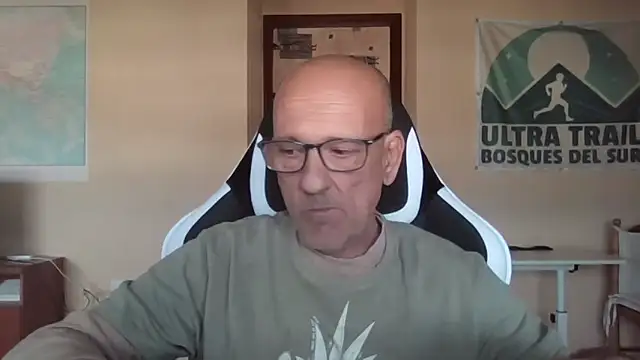 llopaco online show from November 2, 2025, 1:27 pm