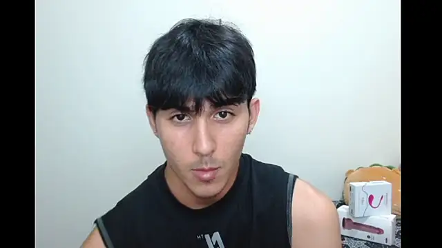 Snapshot of neithanzynxx chatting on October 27, 2025, 7:48 pm neithanzynxx online show from October 27, 2025, 7:48 pm