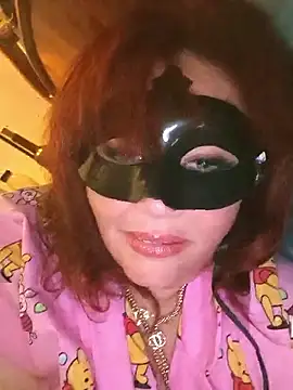Loly2025 online show from June 5, 2026, 1:43 am