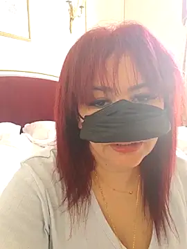 Loly2025 online show from June 11, 2026, 11:18 am