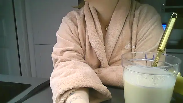 Snapshot of sizha6 chatting on February 6, 2026, 6:04 pm sizha6 online show from February 6, 2026, 6:04 pm