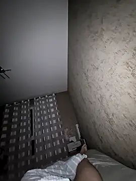 DerechteJunge online show from February 24, 2025, 5:43 am