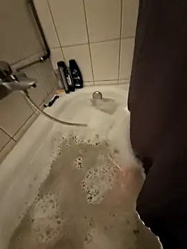 DerechteJunge online show from February 11, 2026, 8:20 pm