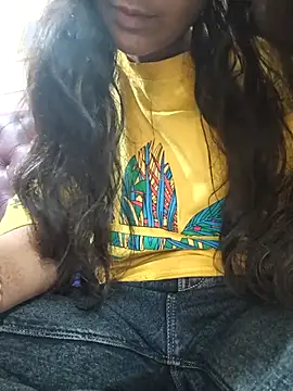 Snapshot of Aaradhna-hoy chatting on October 19, 2025, 9:12 am Aaradhna-hoy online show from October 19, 2025, 9:12 am