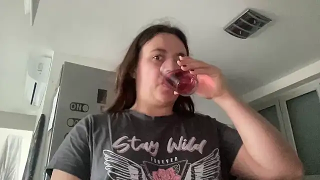 JUSTINEANGELA69 online show from February 24, 2025, 8:27 am