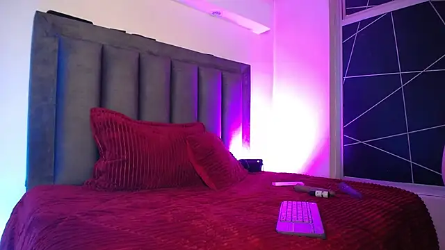 LoreleyNovoa online show from January 14, 2026, 10:57 pm