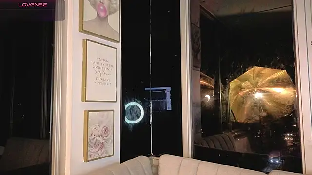 Ivanna West online show from April 9, 2026, 9:59 am