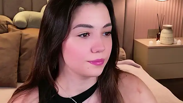 Alice Deleon online show from November 5, 2025, 11:02 am