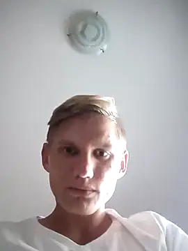 Ruanie online show from March 10, 2026, 3:38 pm