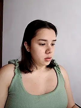 EmmaSulivan online show from January 14, 2026, 11:47 am