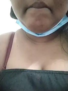 Snapshot of SLbeaty chatting on February 18, 2026, 2:31 am SLbeaty online show from February 18, 2026, 2:31 am