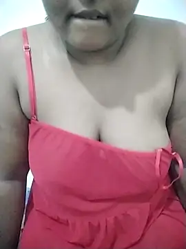 Snapshot of SLbeaty chatting on November 3, 2025, 9:46 am SLbeaty online show from November 3, 2025, 9:46 am