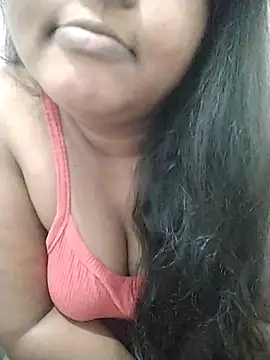 Snapshot of SLbeaty chatting on September 18, 2025, 2:36 am SLbeaty online show from September 18, 2025, 2:36 am