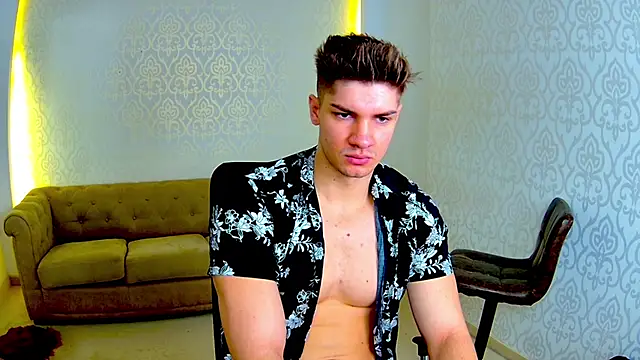 MaxKaiden online show from February 20, 2026, 6:26 am