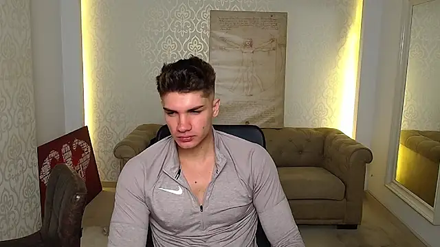 MaxKaiden online show from October 5, 2025, 4:47 am