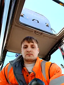 Eusuntnoulgigolo online show from April 8, 2026, 7:43 am