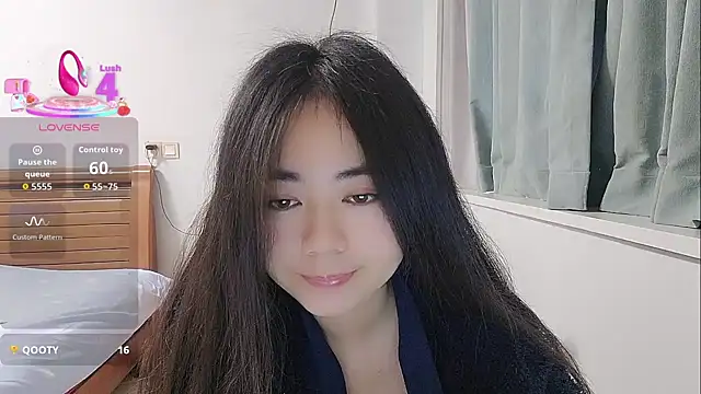 Lucy-xixi online show from February 18, 2026, 6:55 am