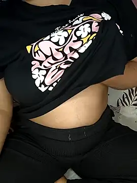 Snapshot of Sassy-soumu chatting on February 28, 2025, 8:28 pm Sassy-soumu online show from February 28, 2025, 8:28 pm