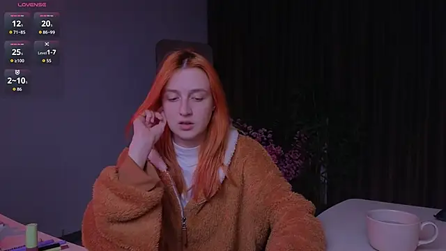 aishiro online show from December 5, 2025, 1:53 pm