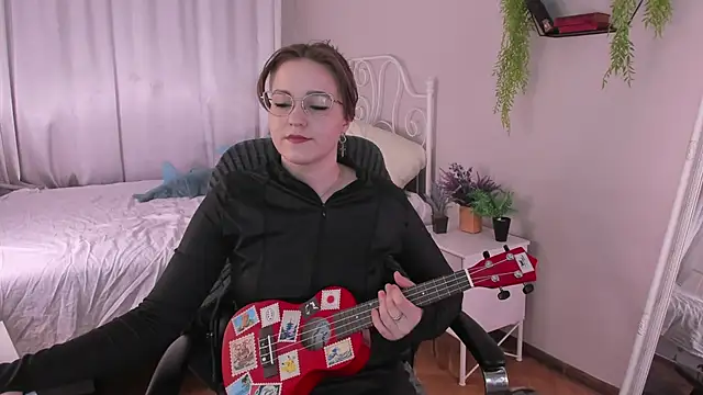 Rada Woods online show from March 19, 2025, 1:32 am