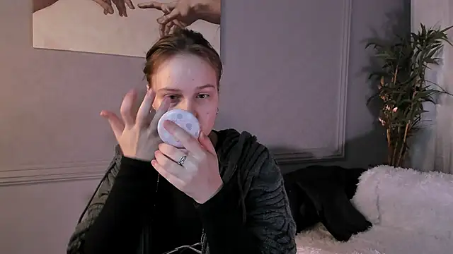 Rada Woods online show from March 12, 2025, 5:46 am