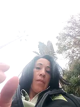 Coeur de luxure online show from October 22, 2025, 2:49 pm