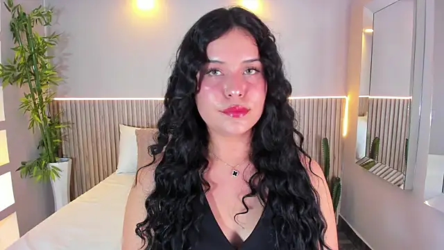 GeorginaReyes online show from September 9, 2025, 10:52 pm