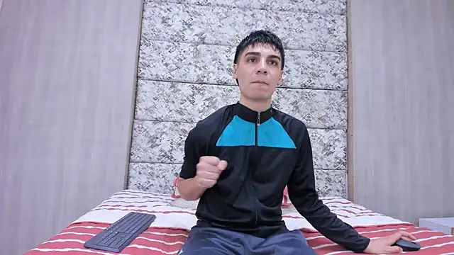 Snapshot of frank_jhonsson chatting on February 26, 2026, 7:03 pm frank jhonsson online show from February 26, 2026, 7:03 pm