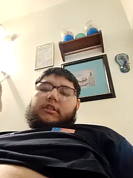 Snapshot of Bigdaddy-Marc chatting on December 13, 2025, 11:55 pm Bigdaddy-Marc online show from December 13, 2025, 11:55 pm