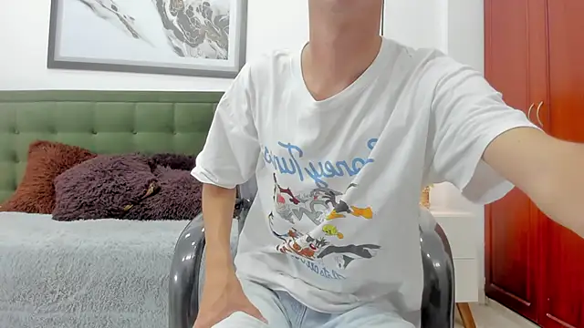 Johann sex online show from February 11, 2026, 5:24 pm