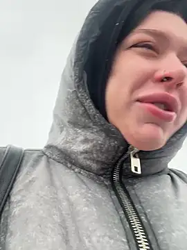 Snapshot of AlishaPrettyBlade chatting on February 15, 2026, 5:41 am AlishaPrettyBlade online show from February 15, 2026, 5:41 am