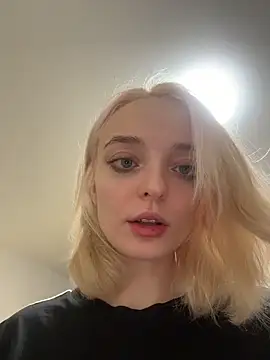 Snapshot of AlishaPrettyBlade chatting on February 13, 2026, 11:54 am AlishaPrettyBlade online show from February 13, 2026, 11:54 am