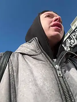 AlishaPrettyBlade online show from March 30, 2026, 6:48 am