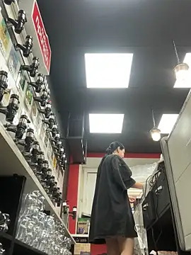 AlishaPrettyBlade online show from November 8, 2025, 11:25 am