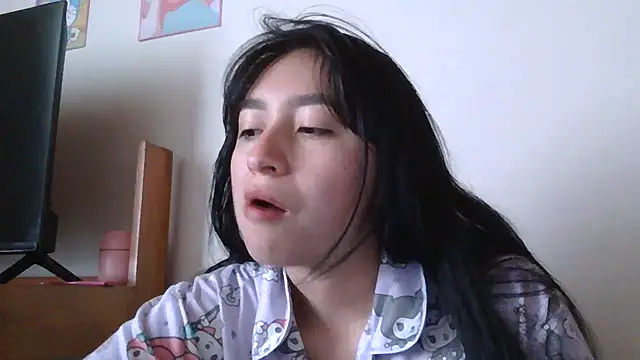 Snapshot of Arielle_lov chatting on February 14, 2026, 4:18 pm Arielle lov online show from February 14, 2026, 4:18 pm