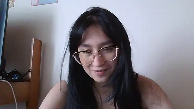 Snapshot of Arielle_lov chatting on January 15, 2026, 9:18 pm Arielle lov online show from January 15, 2026, 9:18 pm