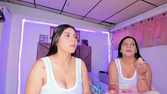 Snapshot of Cristal_Smith20 chatting on March 3, 2026, 1:18 pm Cristal Smith20 online show from March 3, 2026, 1:18 pm